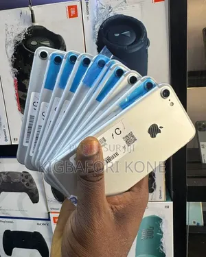 Apple iPhone 7 32 GB Gris