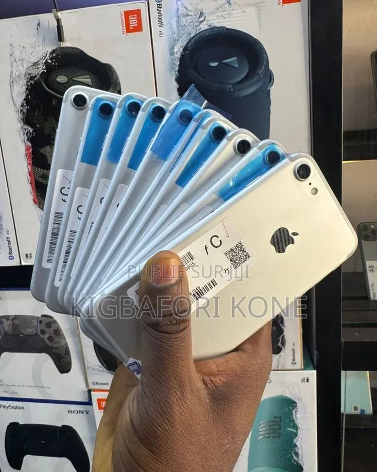 Apple iPhone 7 32 GB Gris