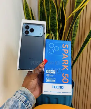 Nouveau Tecno Spark 50 128 GB Noir