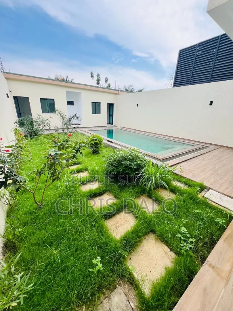4chbre Duplex dans Adams, Bingerville à Vendre