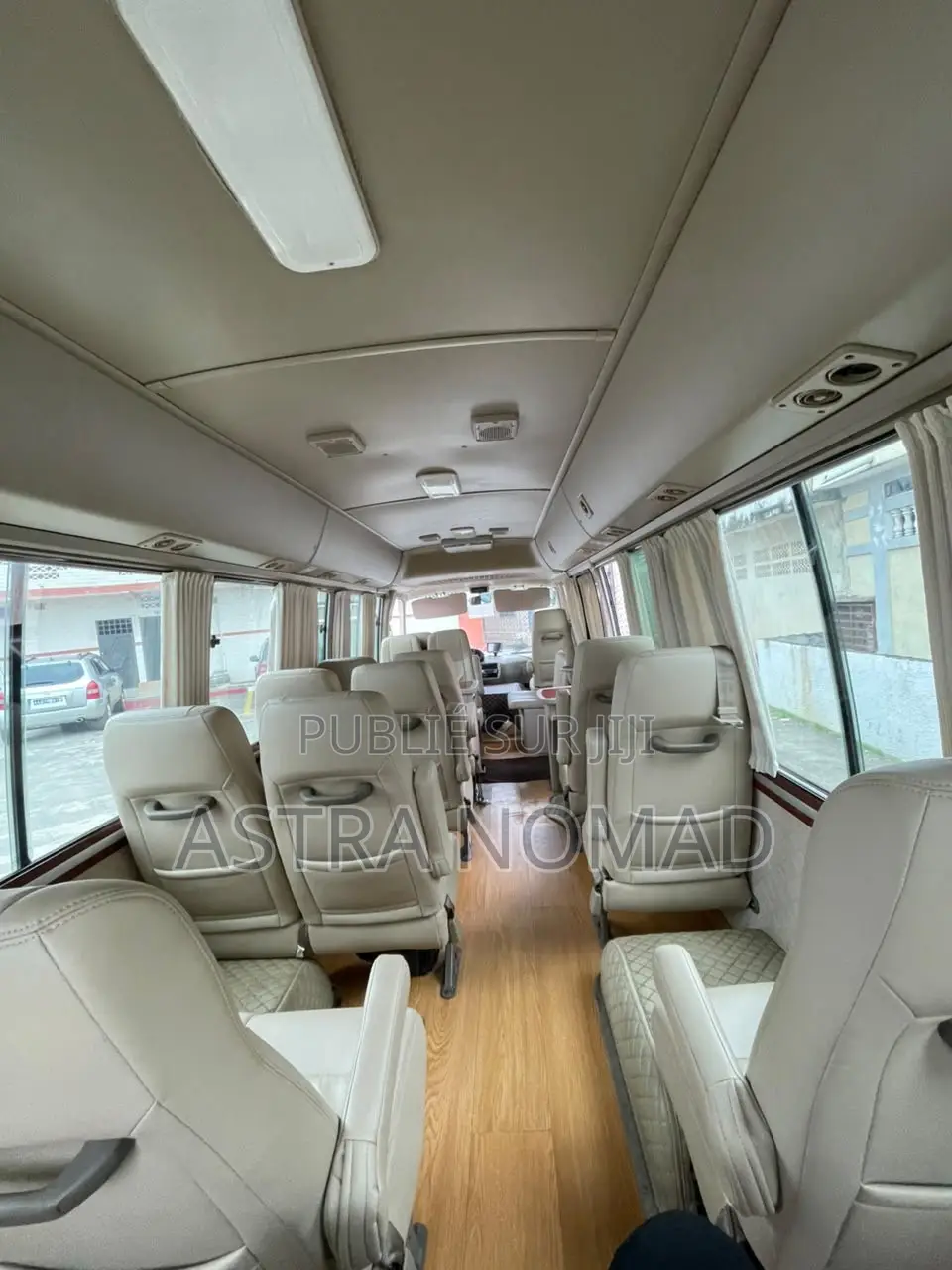 Toyota Alphard 2020 Doré