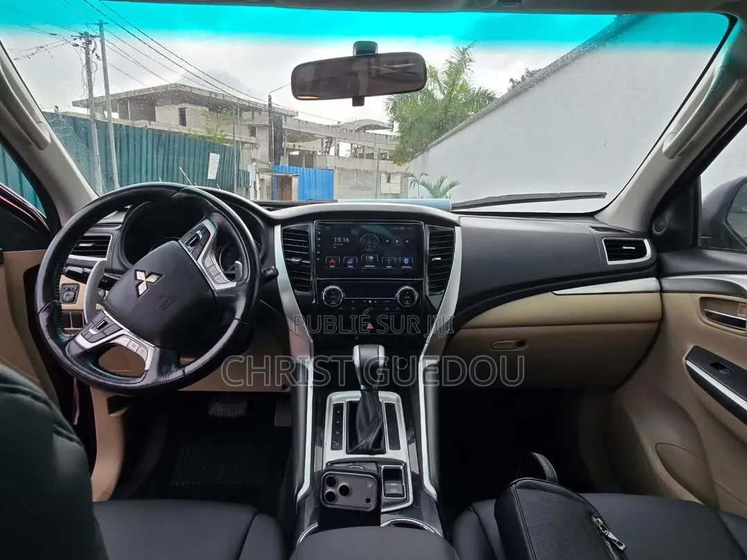 Mitsubishi Montero 2023 Rouge