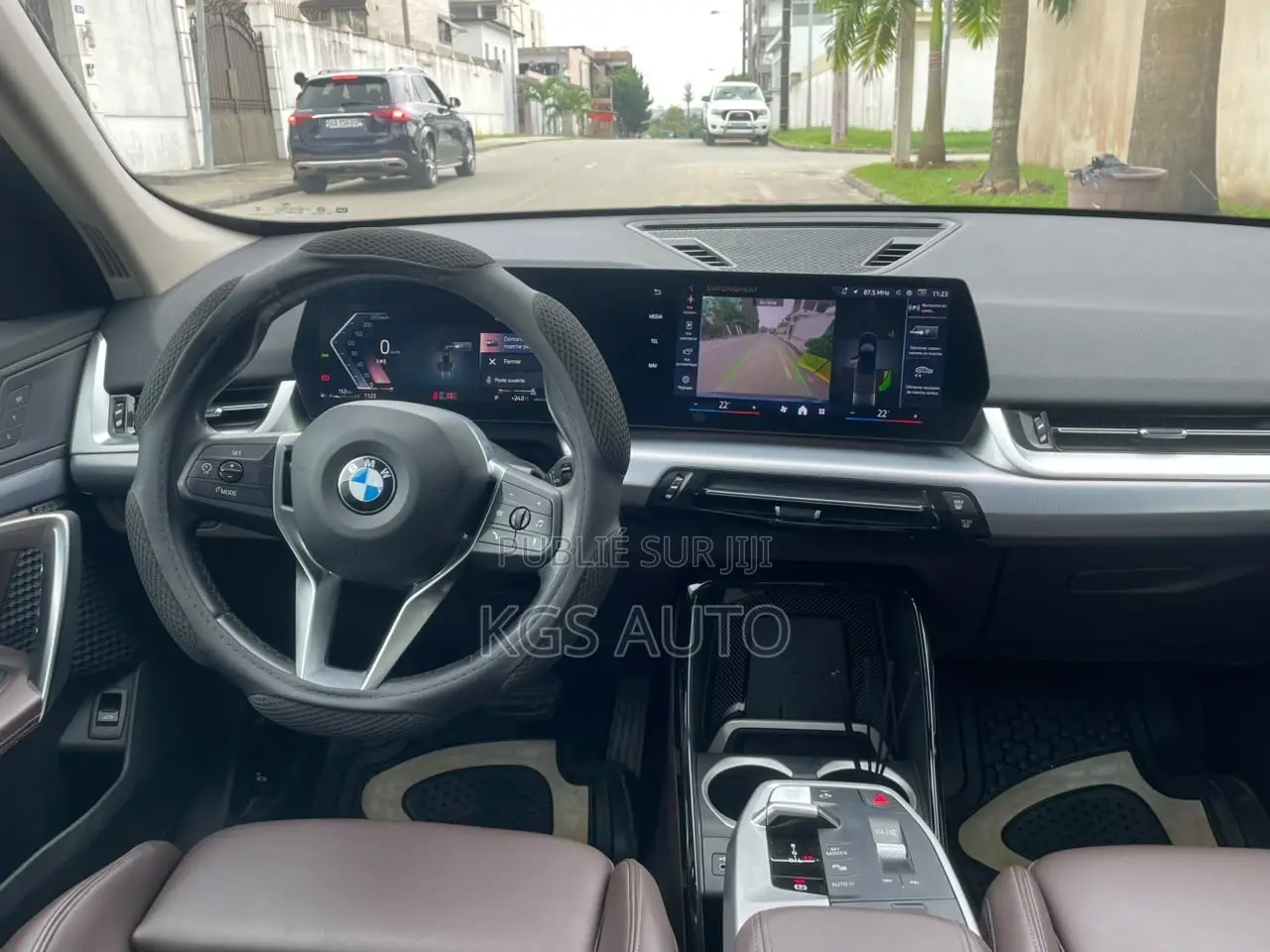 BMW X1 xDrive28i Sports Activity Vehicle 2025 Bleu