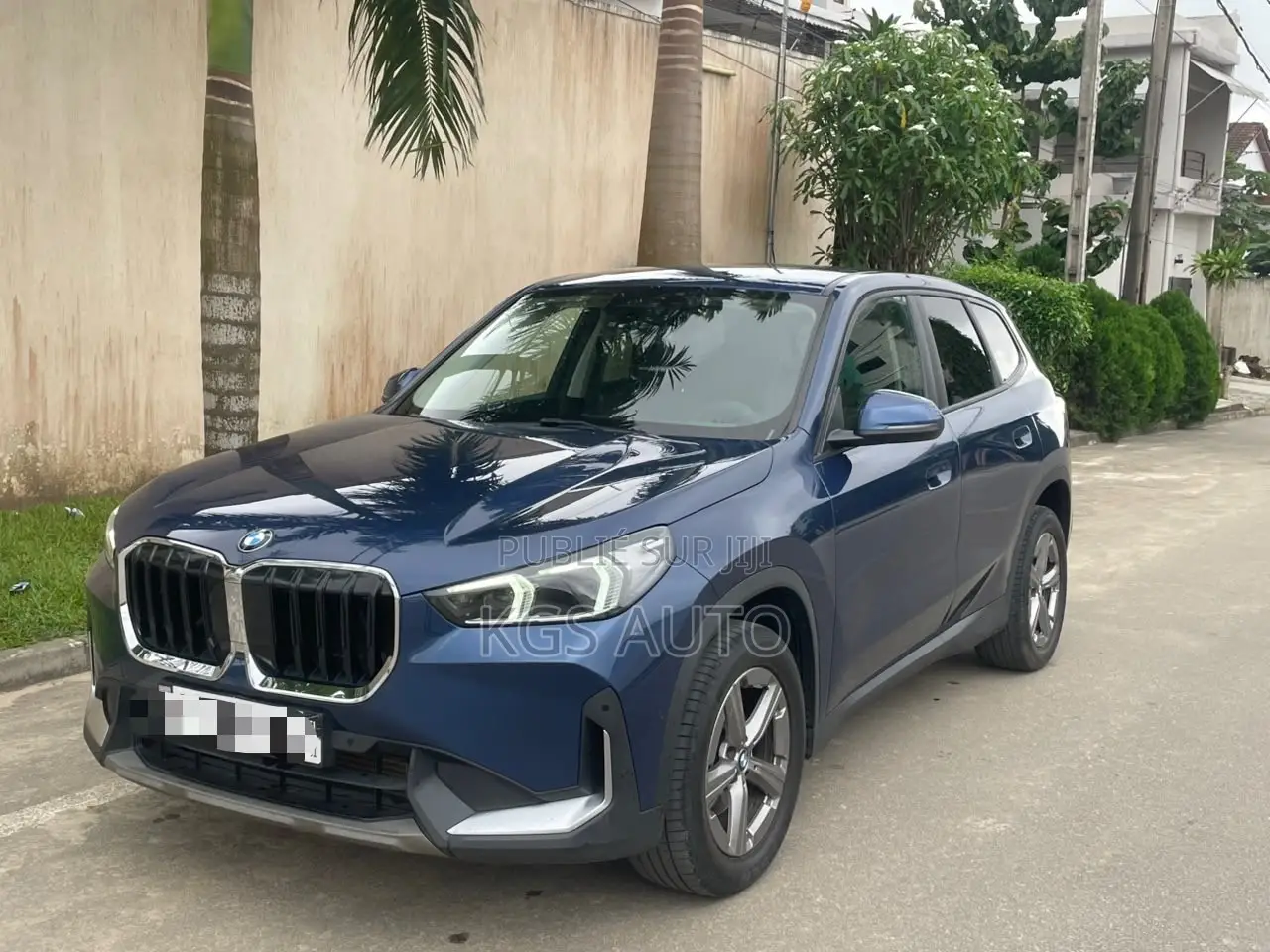 BMW X1 xDrive28i Sports Activity Vehicle 2025 Bleu