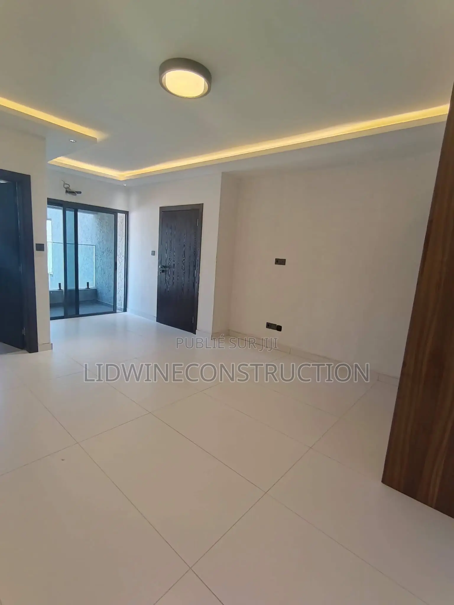6chbre Duplex dans Bingerville à Vendre