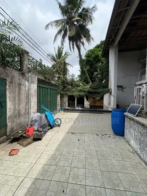9chbre Duplex dans Deux Plateaux à Vendre