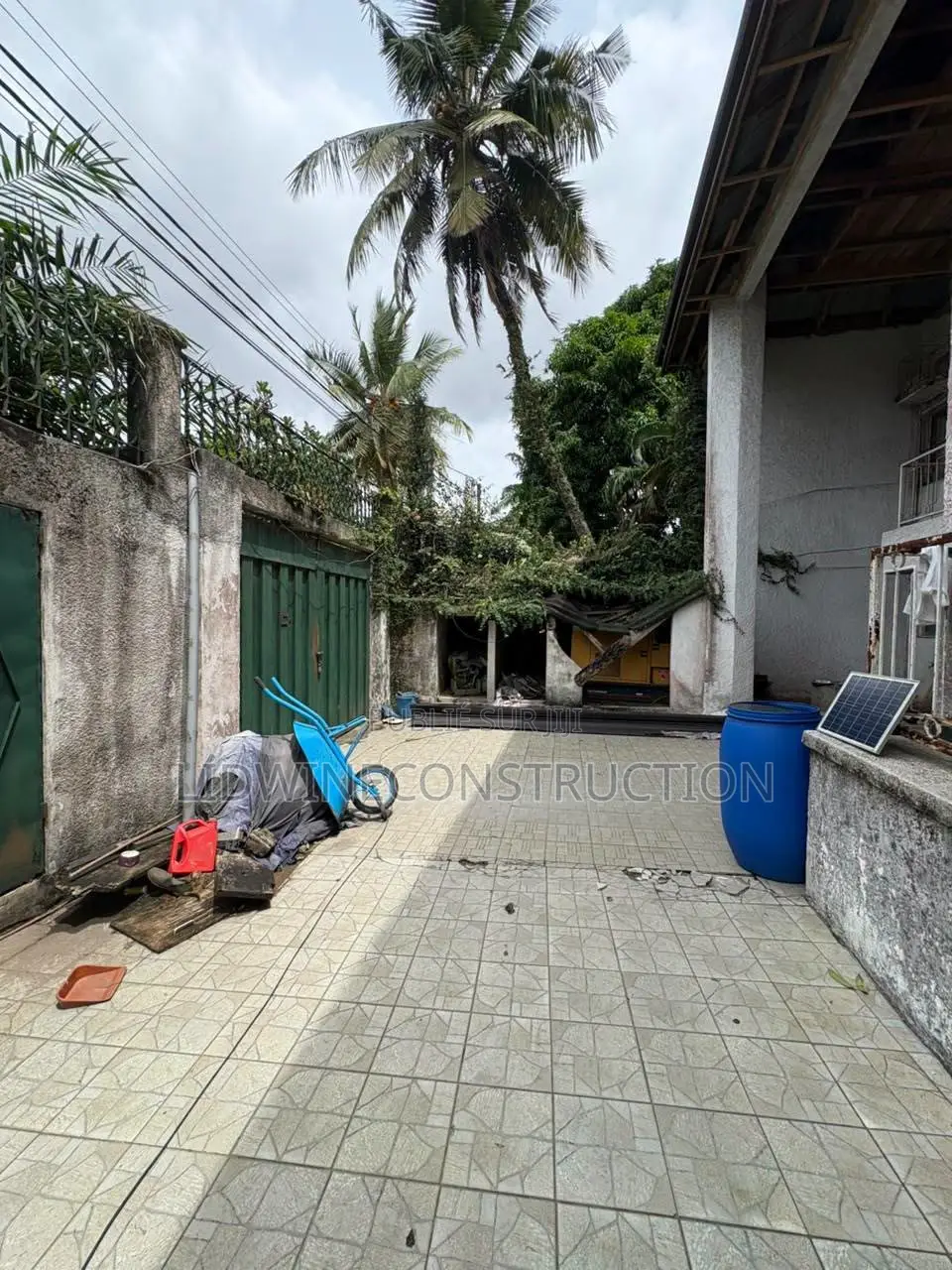 9chbre Duplex dans Deux Plateaux à Vendre