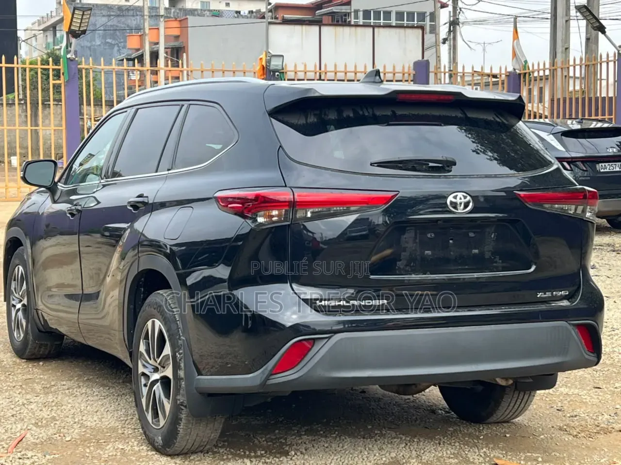 Toyota Highlander L 2021 Noir