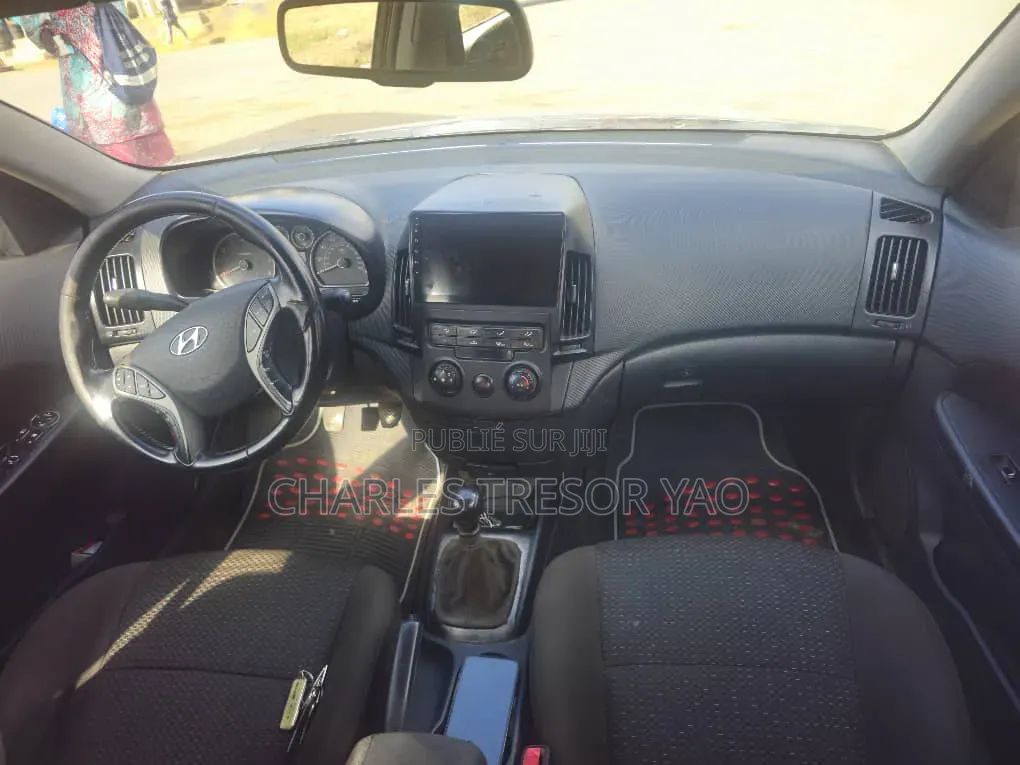 Hyundai i30 1.6 2010 Noir