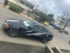 BMW 2002 1995 Noir