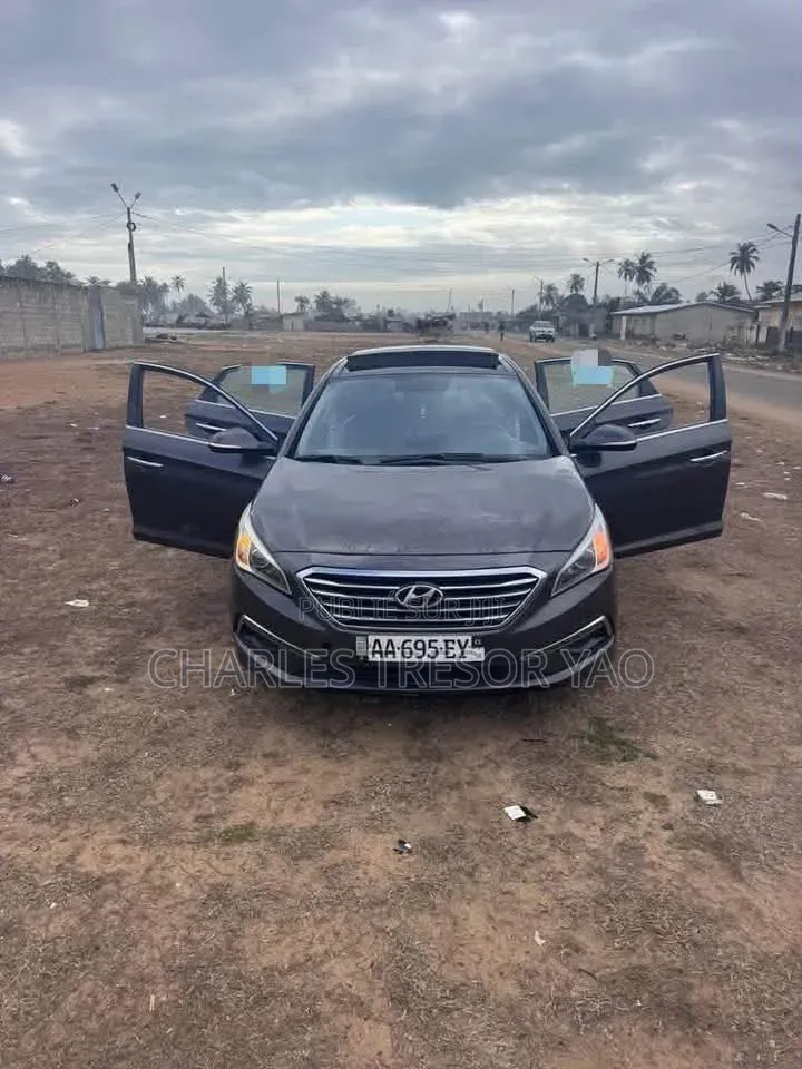 Hyundai Sonata Base Sedan FWD (2.4L 4cyl 6A) 2017 Noir
