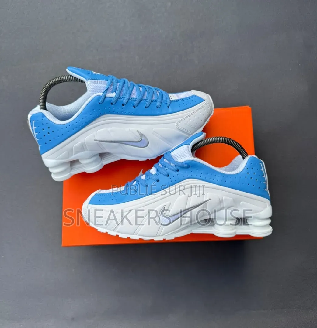 Nike Shox R4