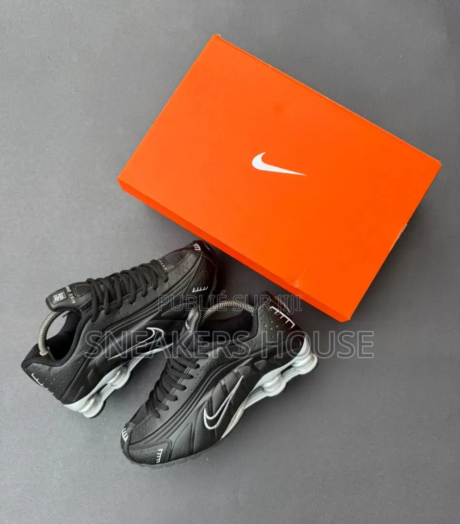 Nike Shox R4