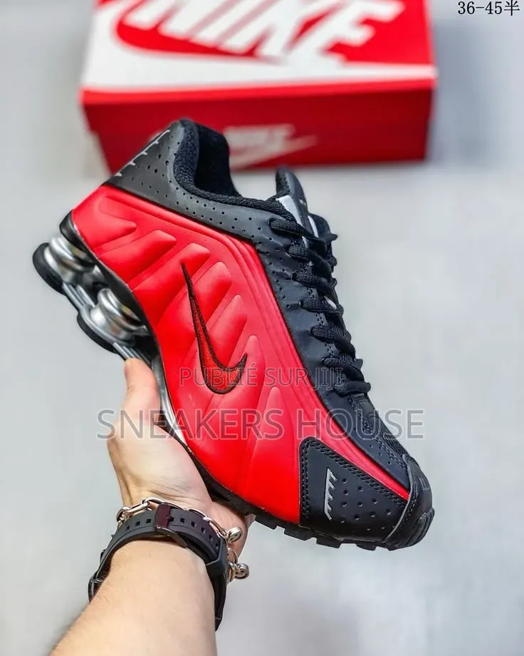 Nike Shox R4