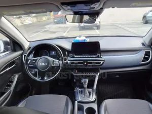 Kia Seltos S 2023 Noir