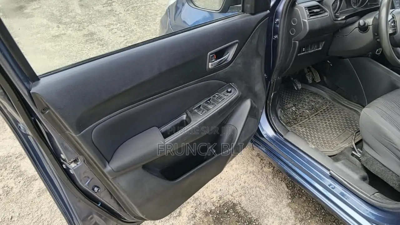 Suzuki Dzire 2022 Gris
