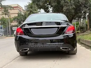 Mercedes-Benz C300 2020 Noir