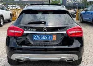 Mercedes-Benz GLA 250 2016 Noir