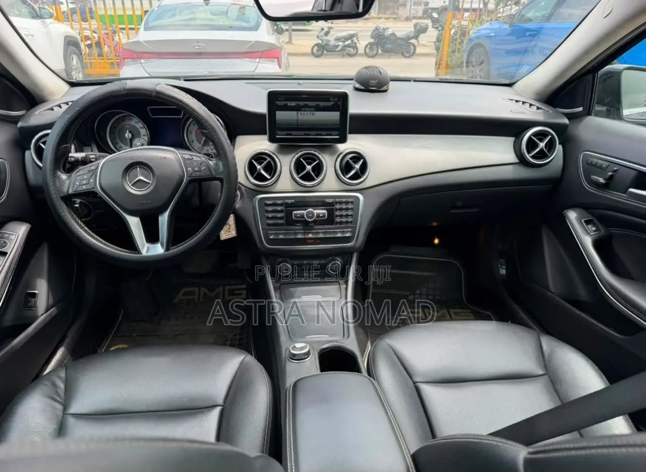 Mercedes-Benz GLA 250 2016 Noir