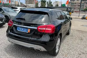 Mercedes-Benz GLA 250 2016 Noir