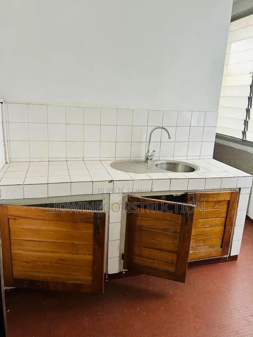 3chbre Villa dans Bingerville à Vendre