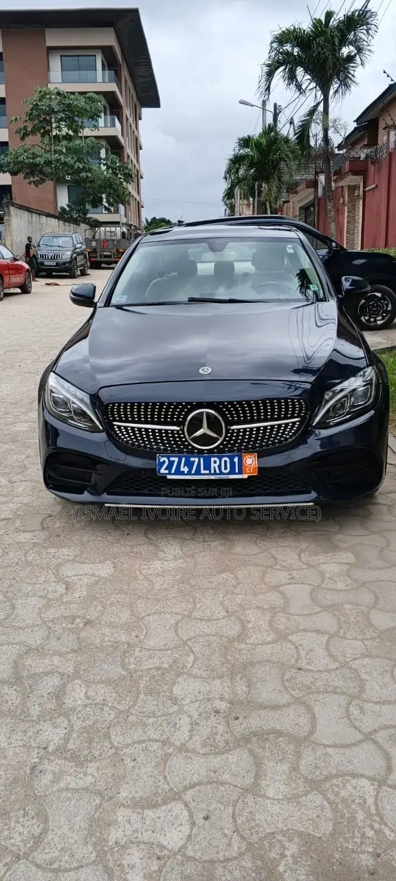 Mercedes-Benz C300 2017 Noir