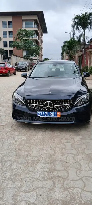 Mercedes-Benz C300 2017 Noir