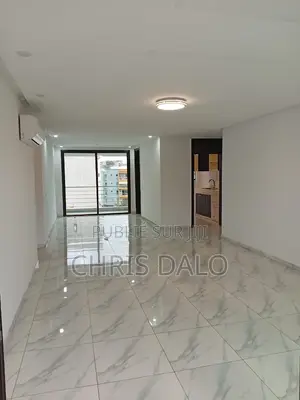 2chbre Appartement dans Achy, Cocody à Louer