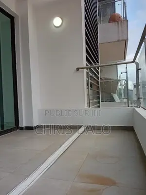 2chbre Appartement dans Achy, Cocody à Louer