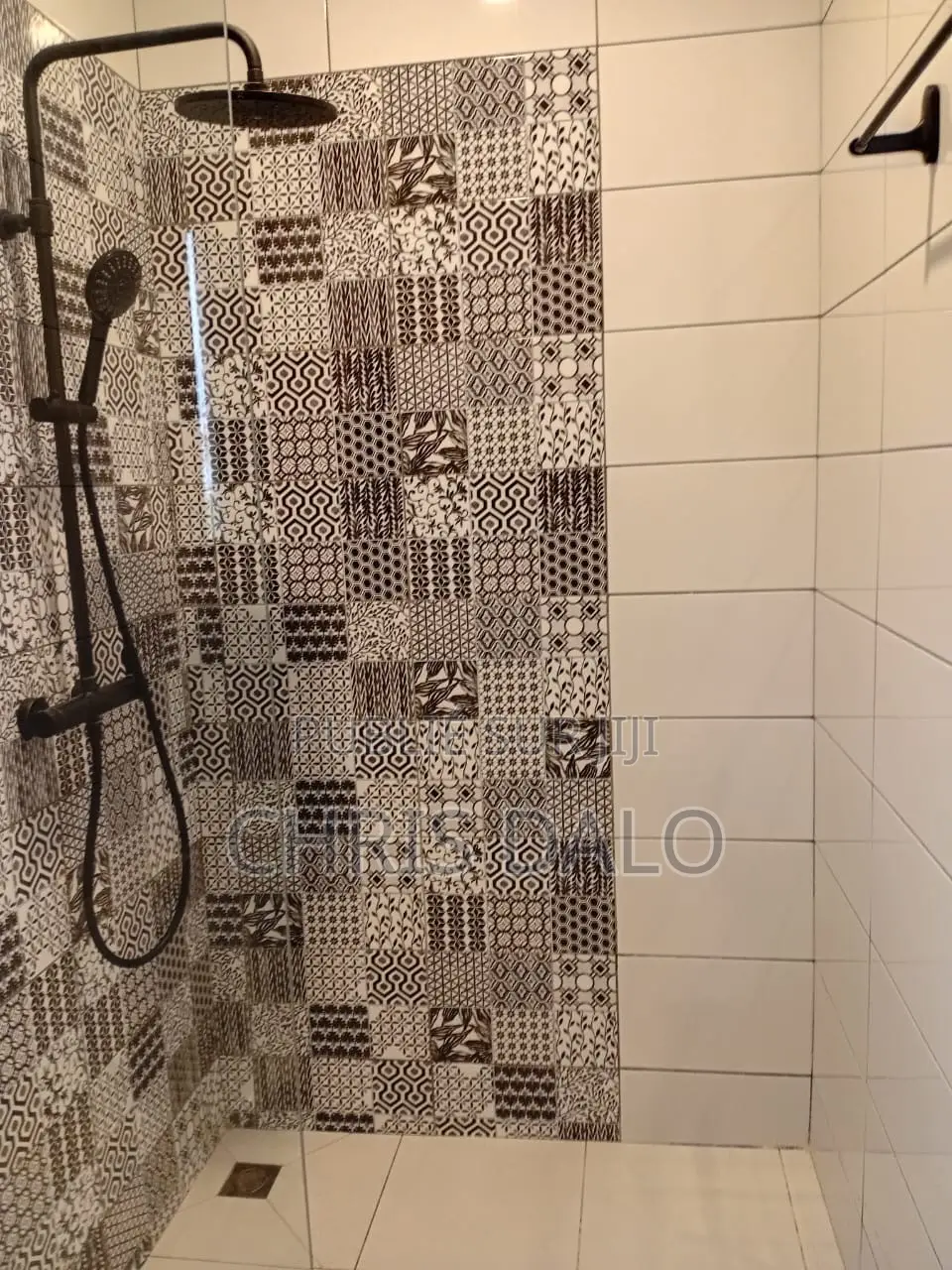2chbre Appartement dans Achy, Cocody à Louer