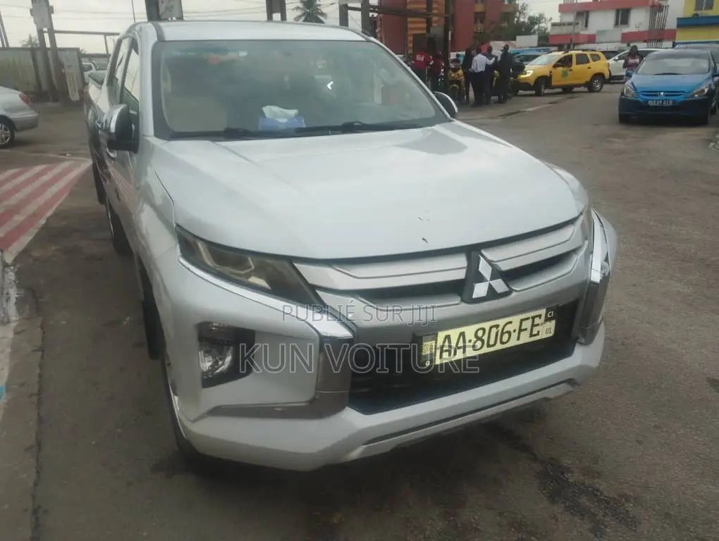 Mitsubishi L200 2019 Blanc