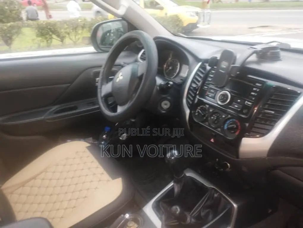 Mitsubishi L200 2019 Blanc