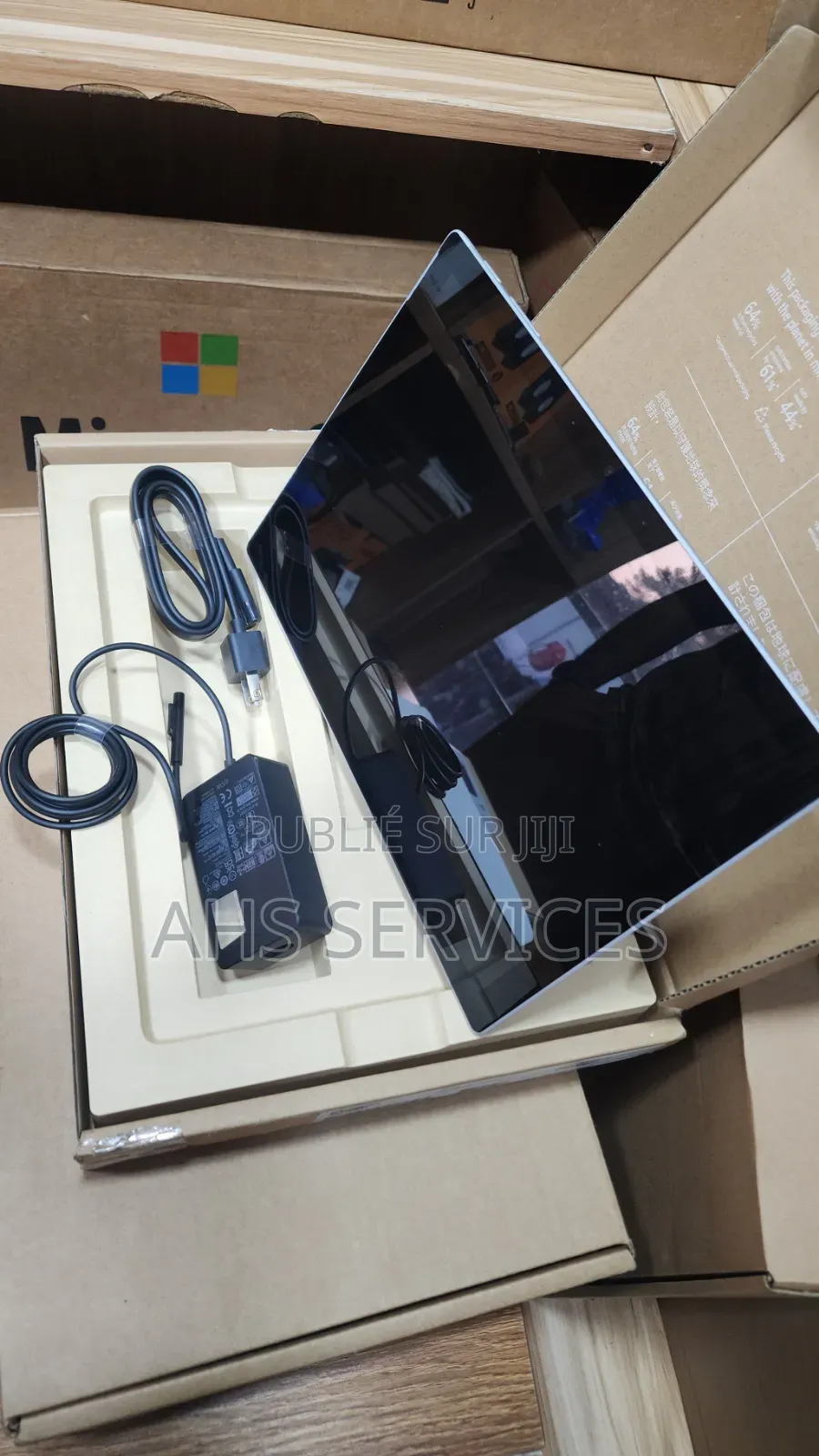 Nouveau Microsoft Surface Pro 7+ 16GB Intel Core i7 SSD 256GB