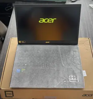 Nouveau Ordinateur portable Acer Aspire 15 16GB Intel Core i5 SSD 512GB