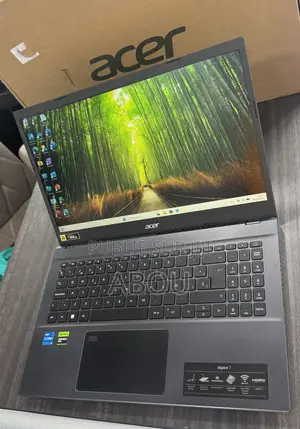 Nouveau Ordinateur portable Acer Aspire 15 16GB Intel Core i5 SSD 512GB