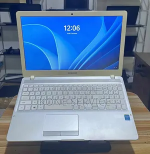 Nouveau Samsung AiO 24 64GB Intel Core i9 HDD 512GB