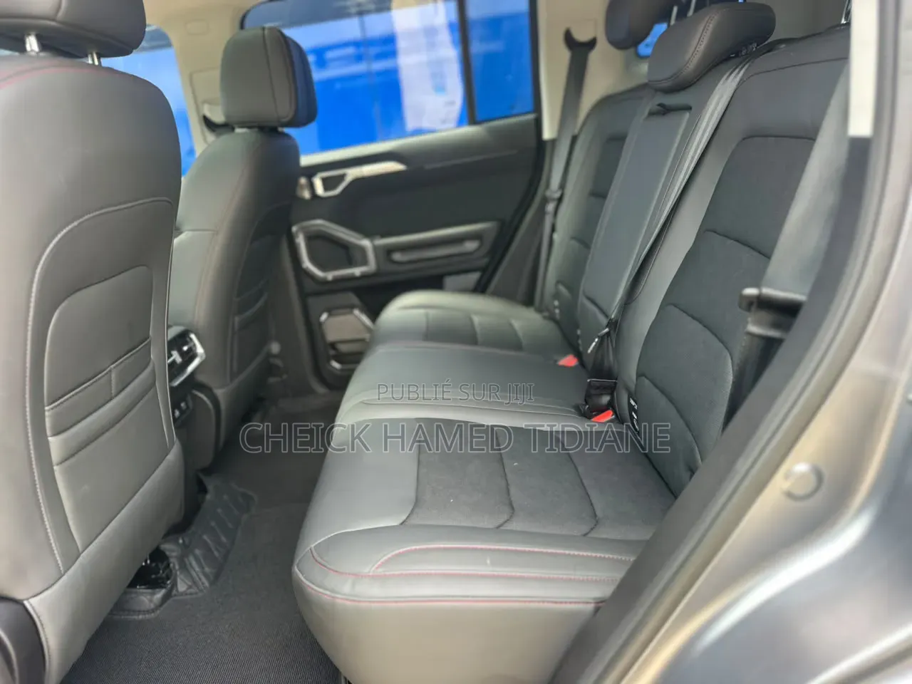 Jetour T2 2026 Gris