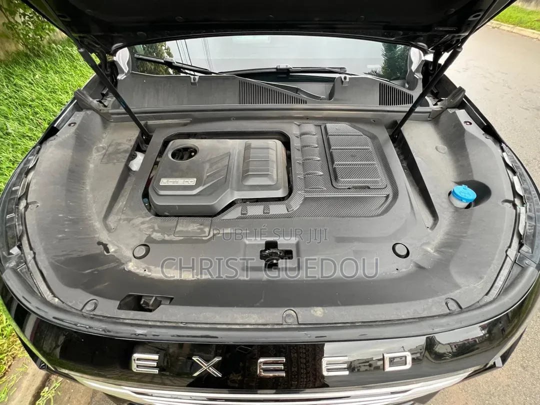 Exeed RX 2026 Noir