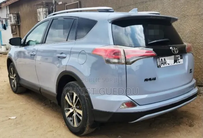 Toyota RAV4 2017 Bleu