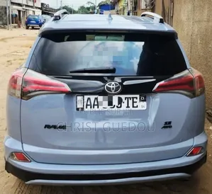 Toyota RAV4 2017 Bleu