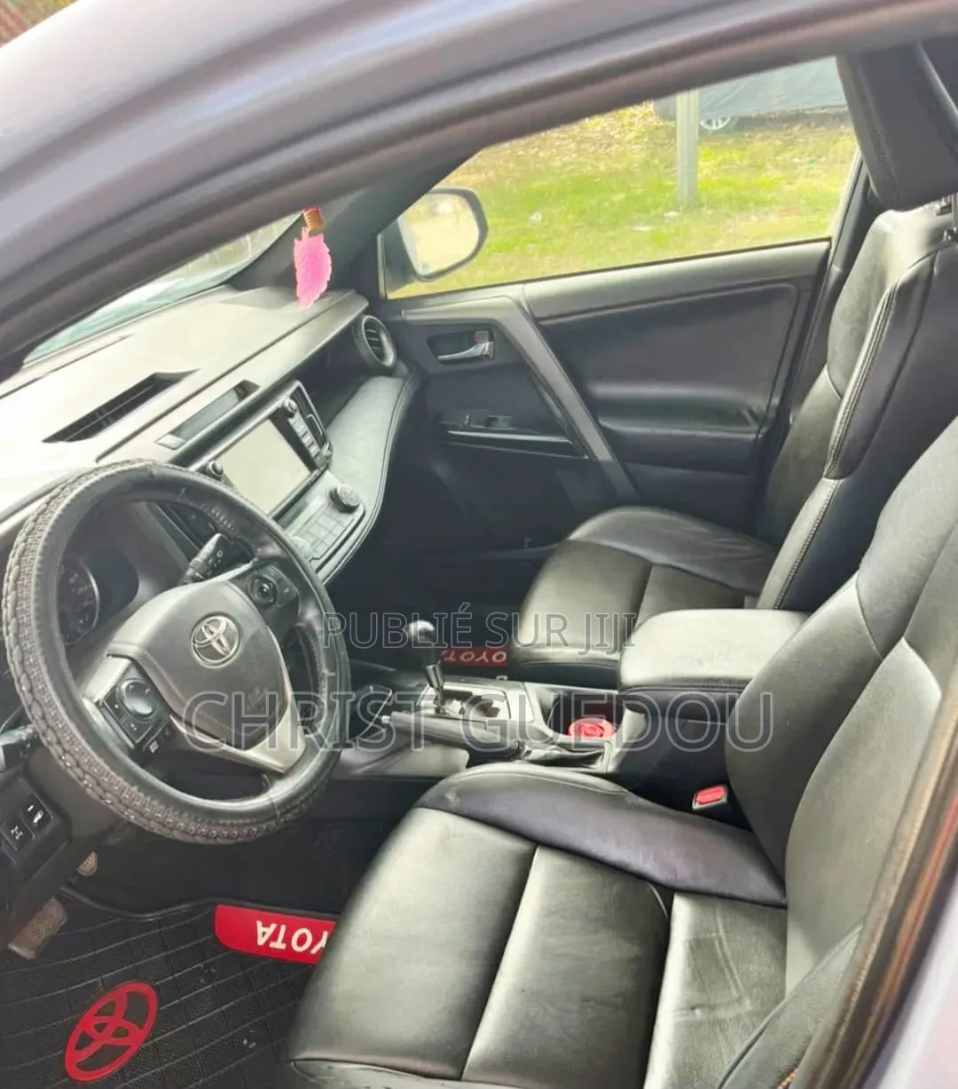 Toyota RAV4 2017 Bleu