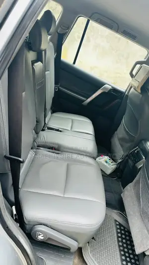 Toyota Land Cruiser Prado 2014 Gris