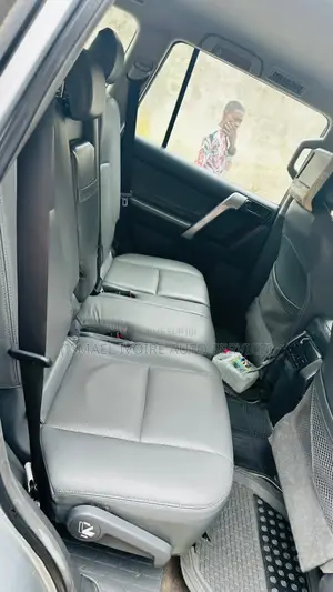 Toyota Land Cruiser Prado 2014 Gris