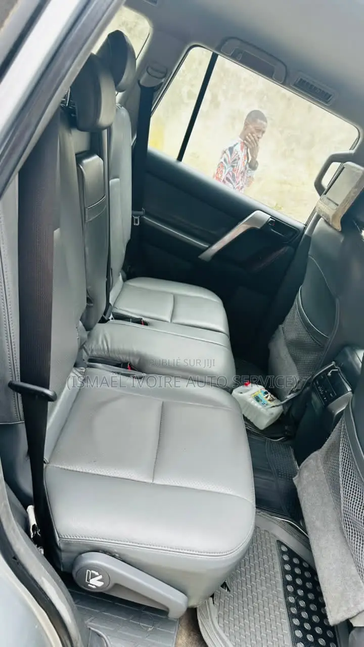 Toyota Land Cruiser Prado 2014 Gris