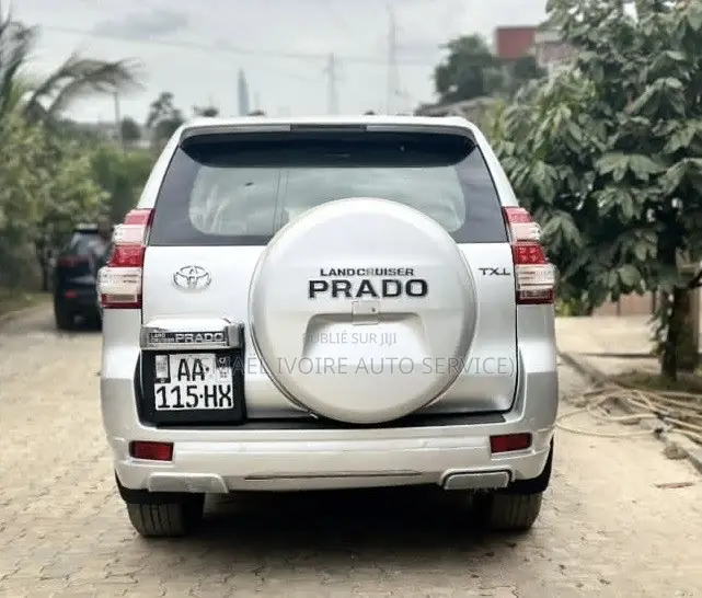 Toyota Land Cruiser Prado 2014 Gris