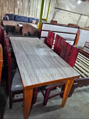 Table a Manger 06 Chaises