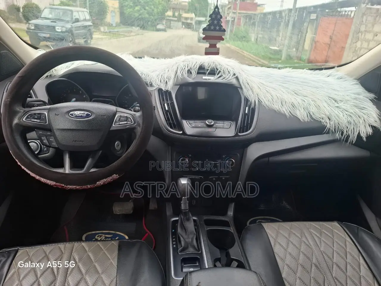 Ford Escape 2018 Gris