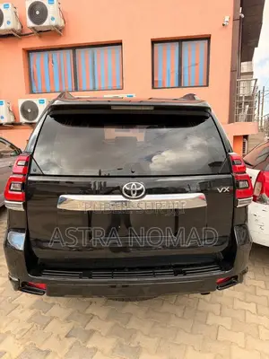 Toyota Land Cruiser Prado 2021 Noir