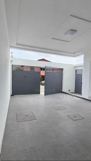 5chbre Duplex dans Cocody à Vendre