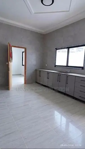 5chbre Duplex dans Cocody à Vendre